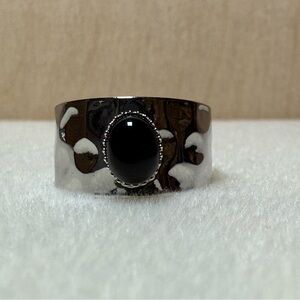 Elegant Black Stone Silver Ring